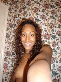 allecakes nude