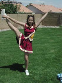 CHEERLEADING: 2012